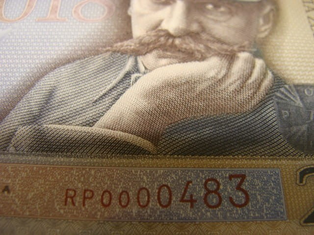 NISKI Nr SERII 20 zł / 2018 r. - Niepodległość - 483